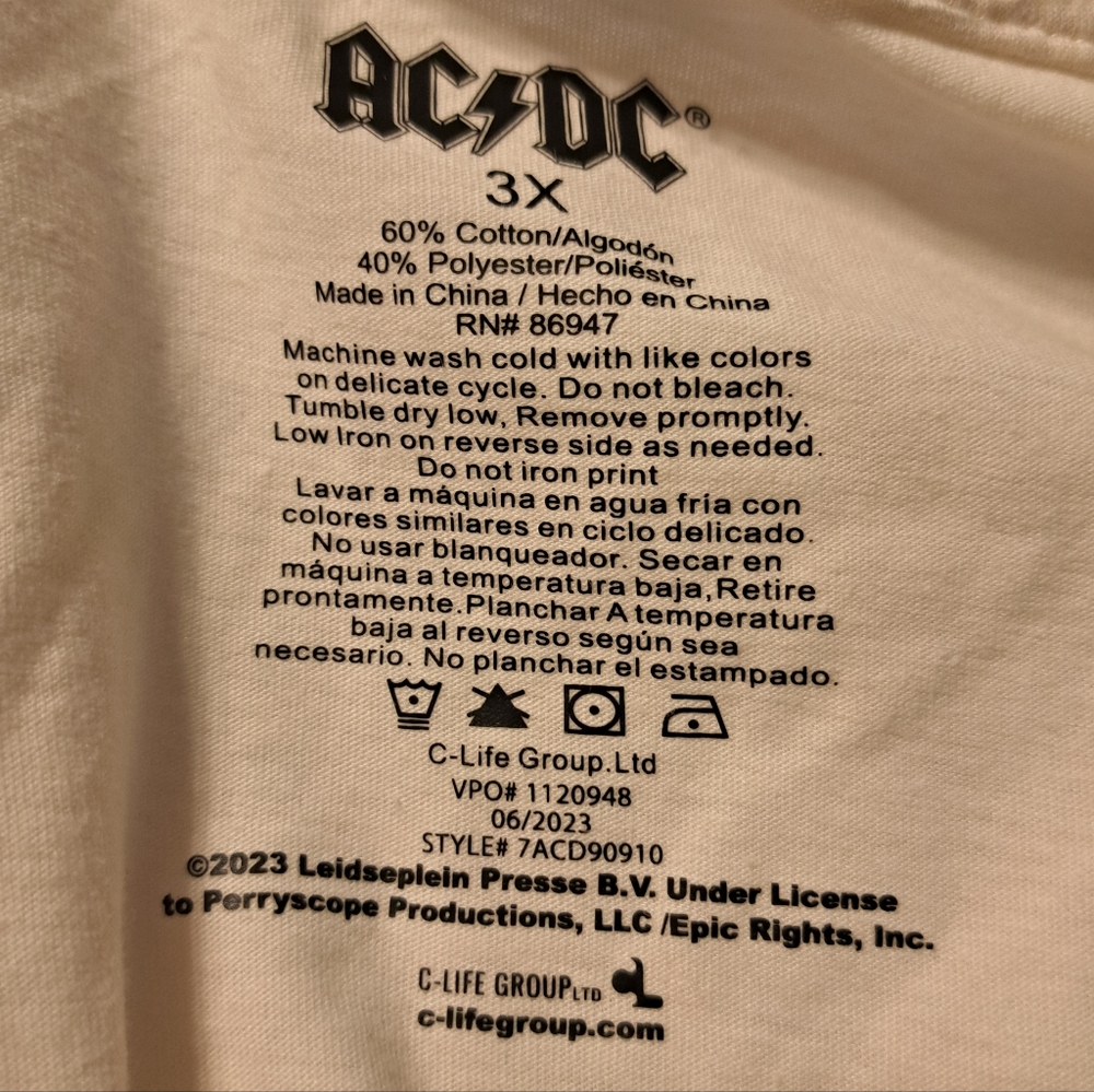 AC/DC Crop Top - Picture 3 of 10